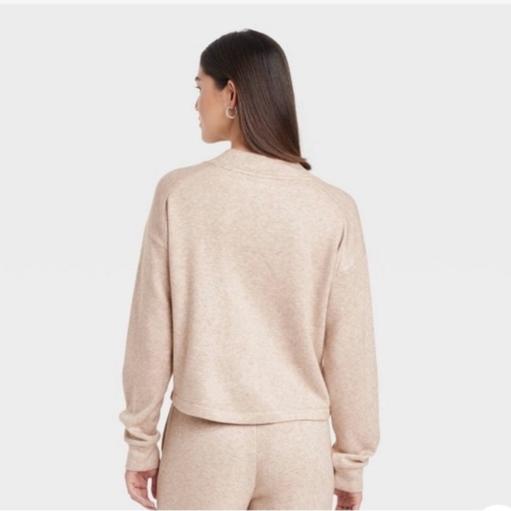 Universal Thread Leisure Studio Women's V-Neck Knit Sweatshirt -Size M - Oatmeal - Picture 2 of 3